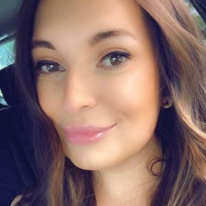 Meet your Posher, Mallory